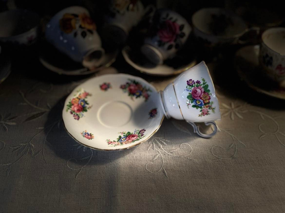 Colclough Bone Chine Tea Cup & Saucer Set