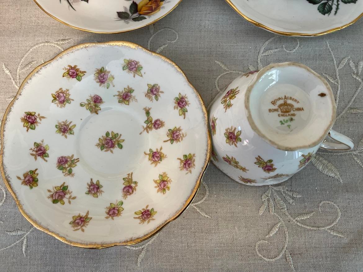 Vintage Royal Albert Tea Cup & Saucer Set